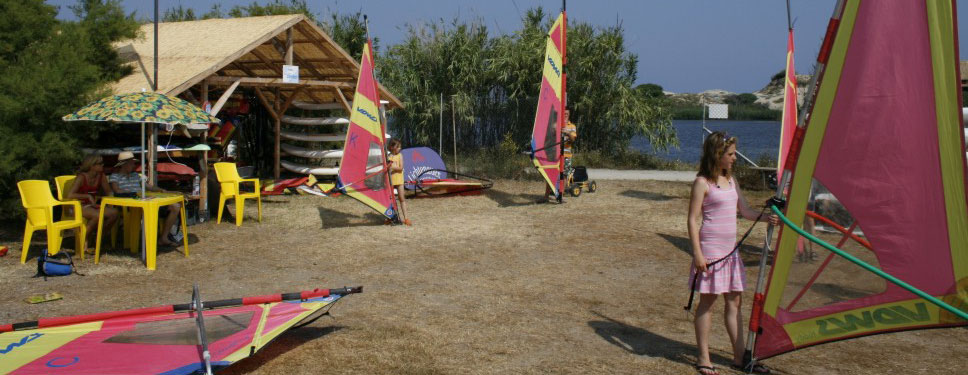 Surfschule auf Sardinien