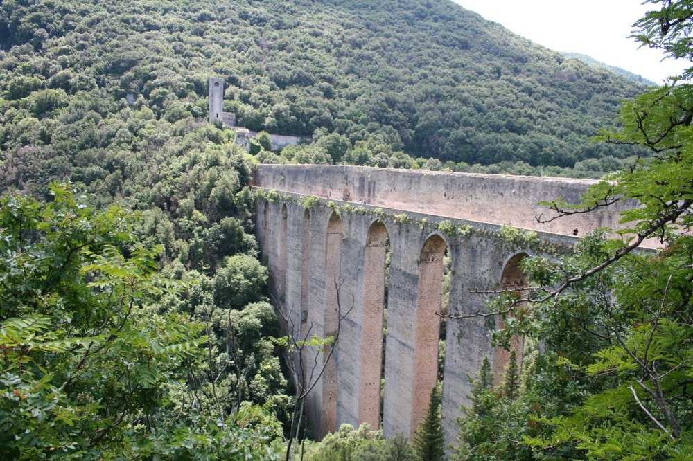 Ponte delle Torri bei Spoleto