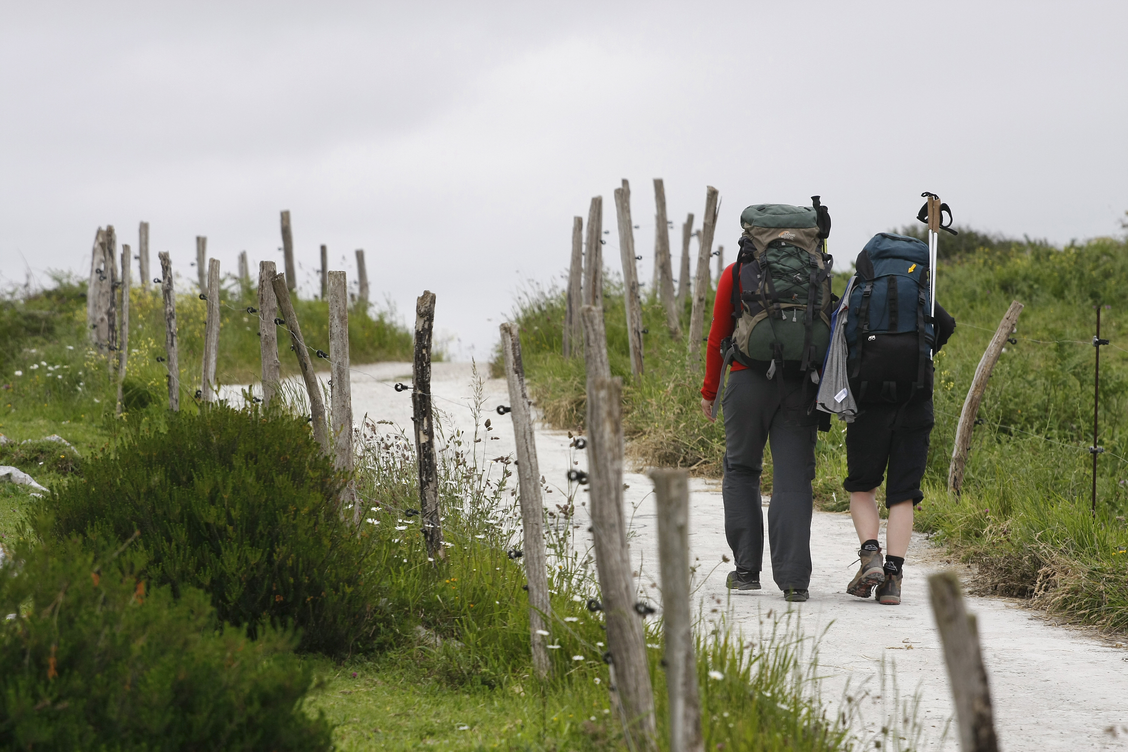 Pilger auf dem Camino del Norte nach Llanes