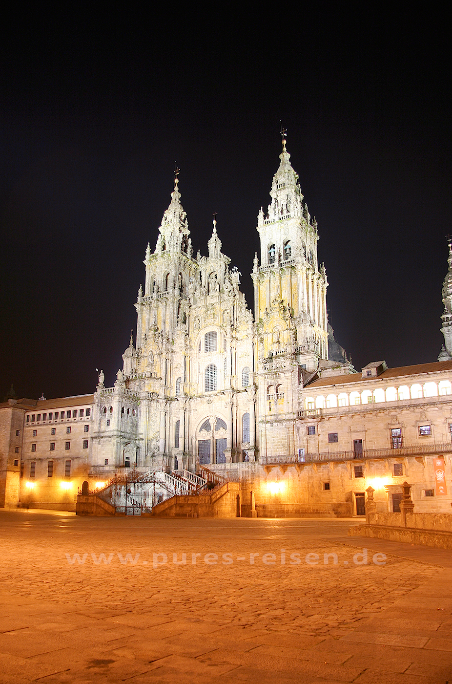 Jakobus-Kathedrale von Santiago de Compostela bei Nacht