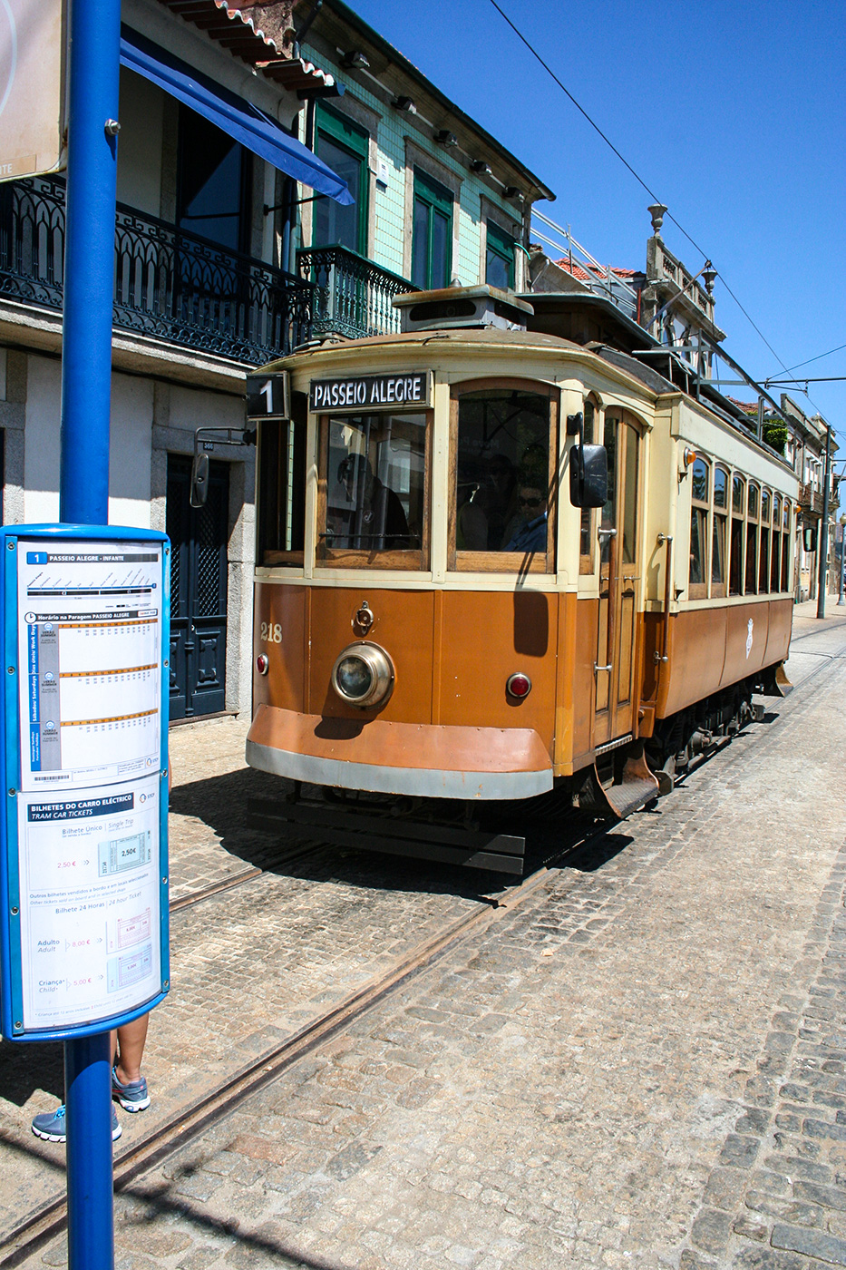 Tramlinie Nr. 1 in Porto