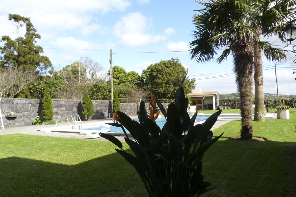 ​Quinta do Vale_Garten mit Pool