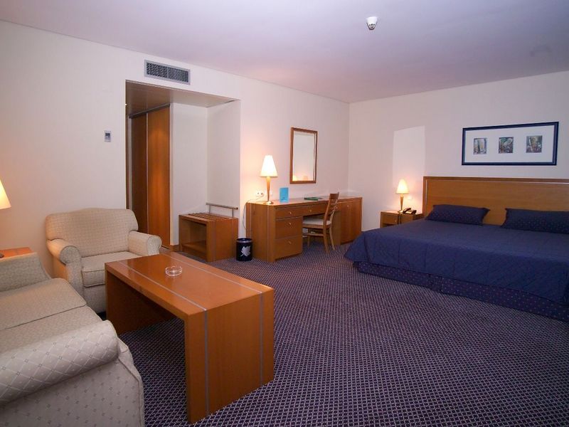 ​Hotel Vila Nova_Zimmerbeispiel Suite 2