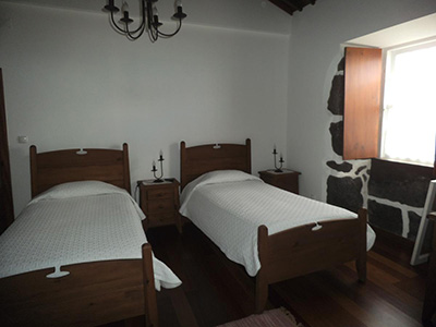 Casa da Madrinha_bedroom twinbed (2)