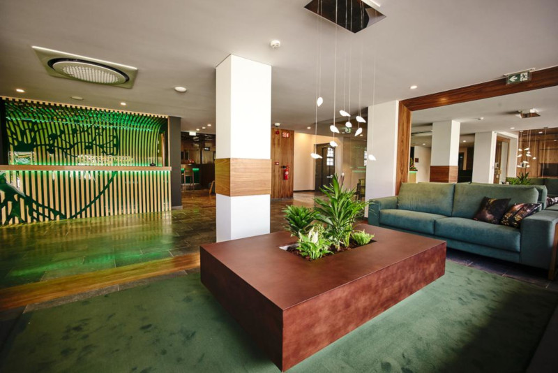 Hotel Cruzeiro_Rezeption mit Lobby