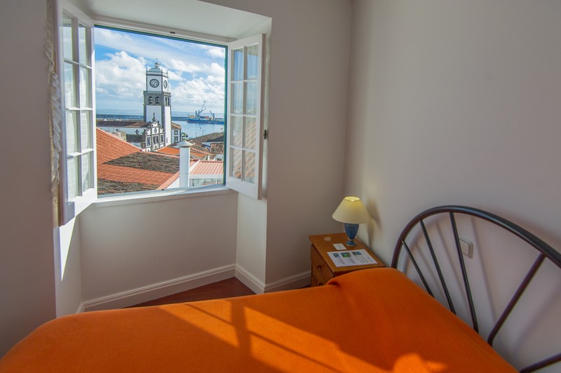 A Comercial Azores Guest House_single room_city view