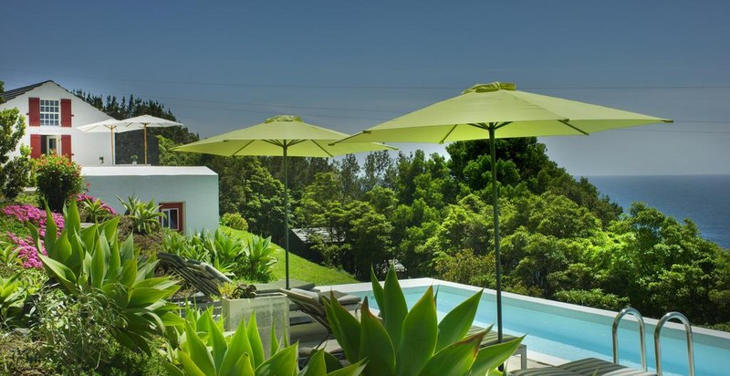Casas de Incencos_garden_terrace and pool view