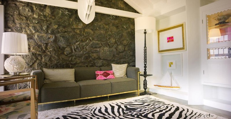 Casas de Incencos_living room example with sofa