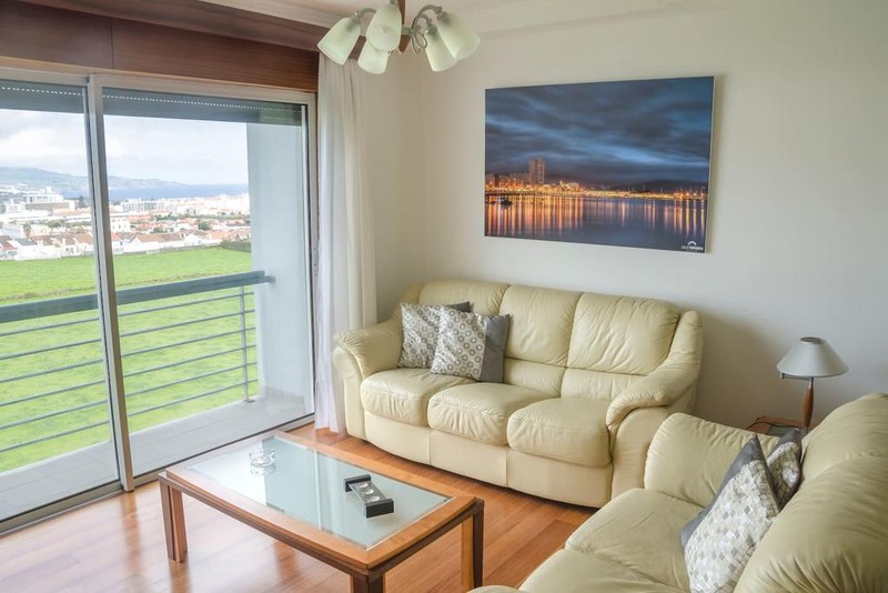 Apartamento da Boa Vista_living room with sofas