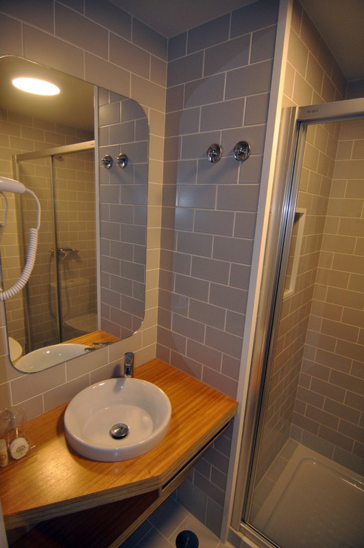Porto Velho Hostel_bathroom example 1