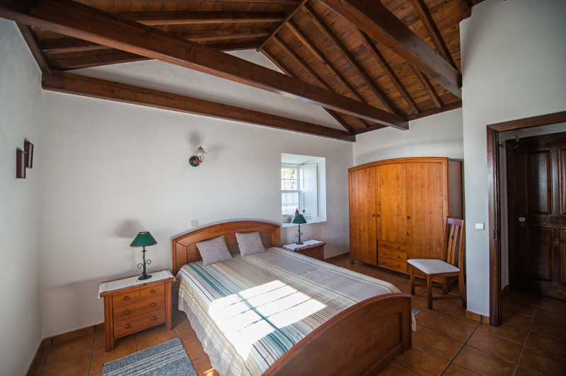 Casas do Capelo_Tia Garcia_sleeping room 1