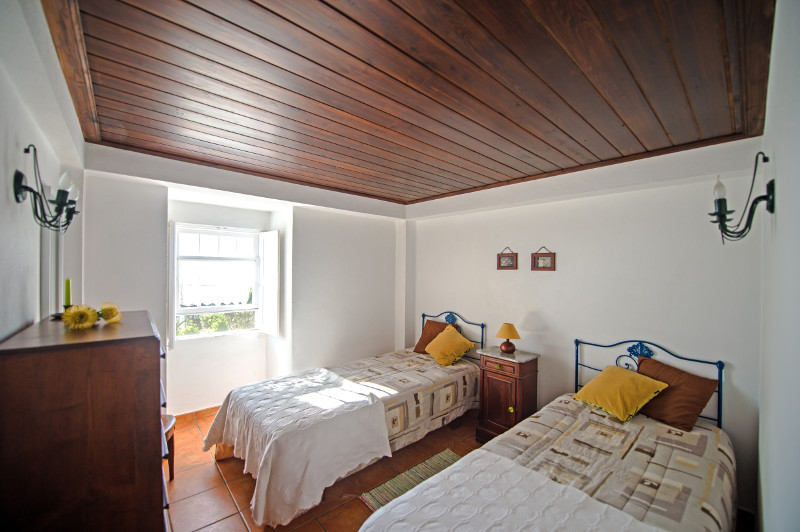 Casas do Capelo_Eduardina_sleeping room 2