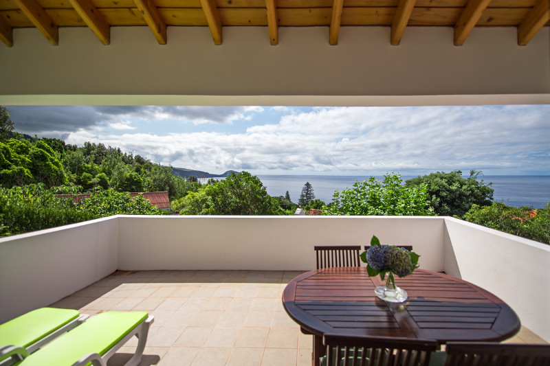 Casas do Capelo_Nuno T2_terrace with sea view