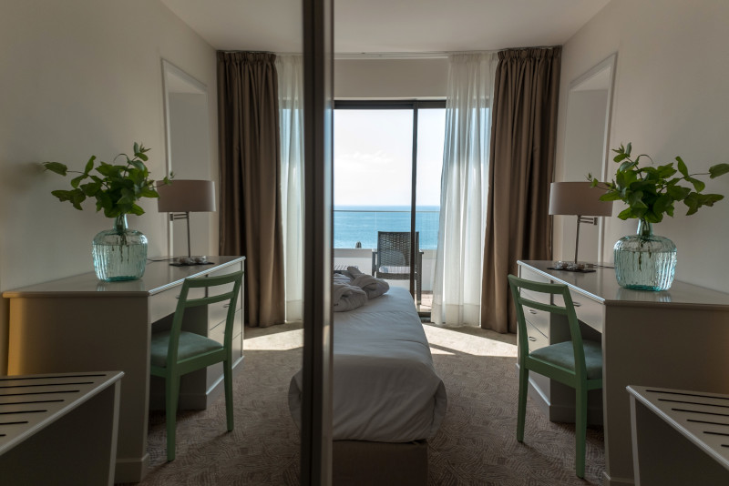 Caloura Hotel Resort_junior suite example