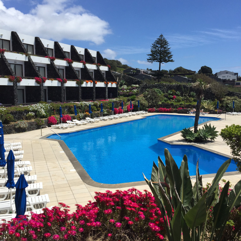 Caloura Hotel Resort_outside area and pool