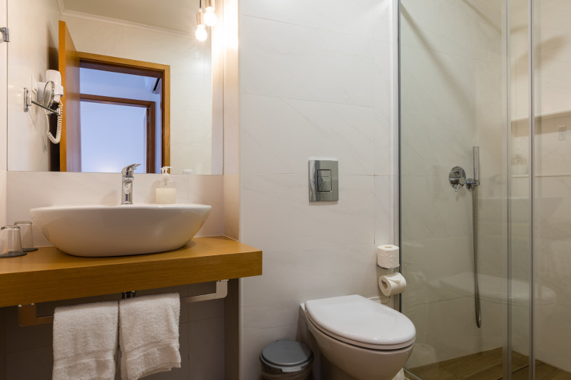 Hotel Arcanjo_bathroom example_2