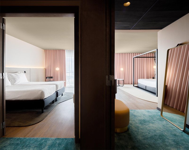 Azoris Royal Garden_suite master_2 sleeping rooms