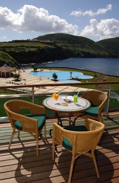 ​​​​Terceira Mar Hotel_Pool und Garten von Terrasse
