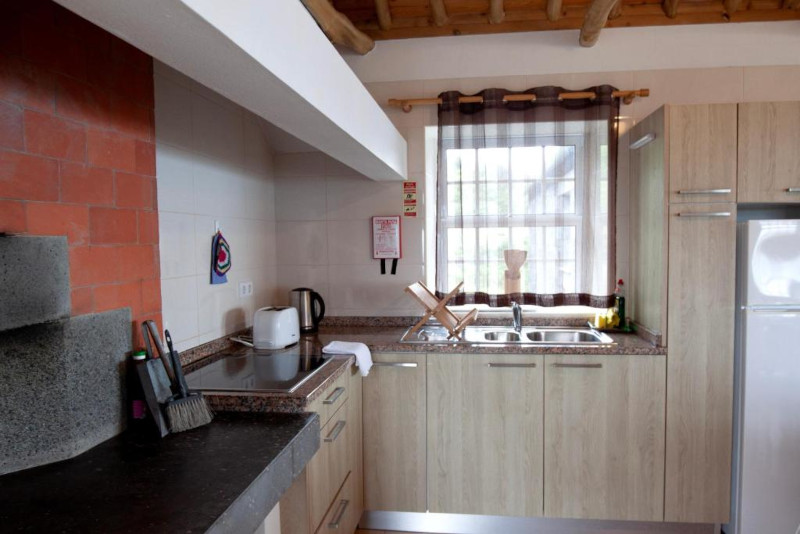 Casas Goulart_2 bedroom_kitchen