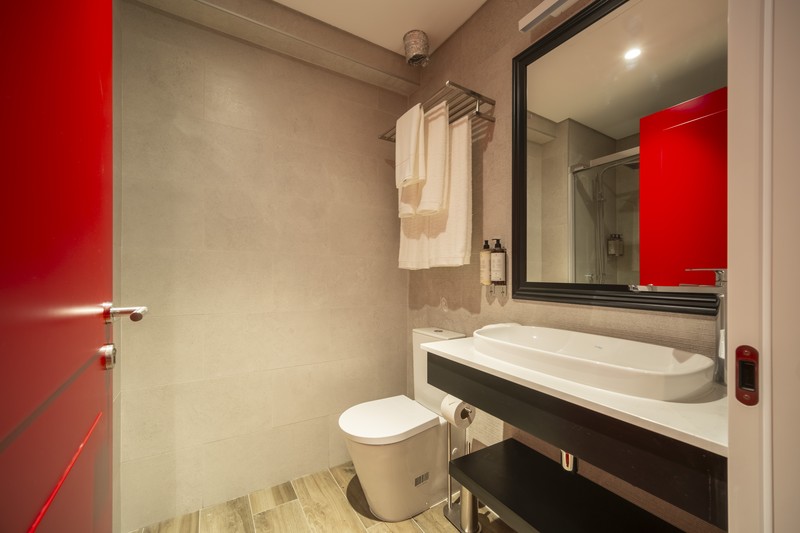 Boutique Hotel Açores Autêntico_bathroom 01.jpg
