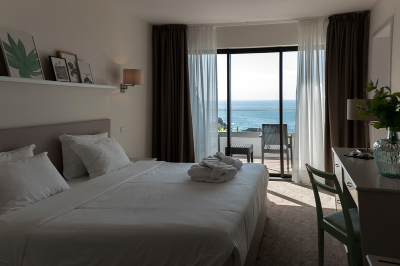 Caloura Hotel Resort_junior suite.jpg