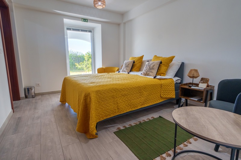 The Plantation Faial_room amarelo.jpg