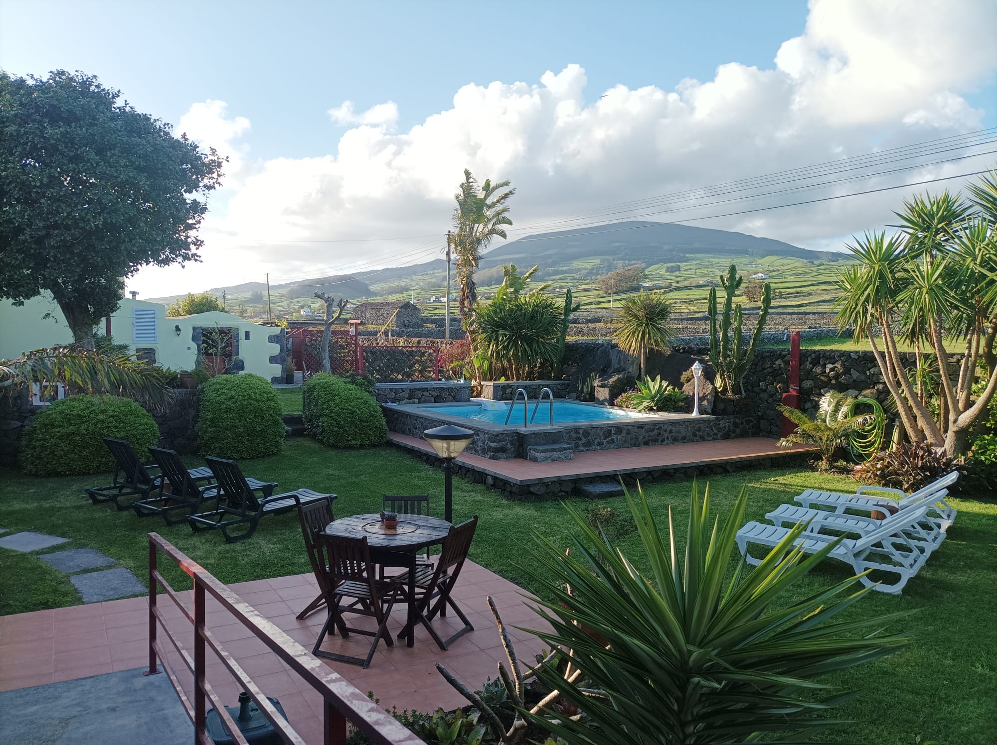 Casa do Platano_garden with pool