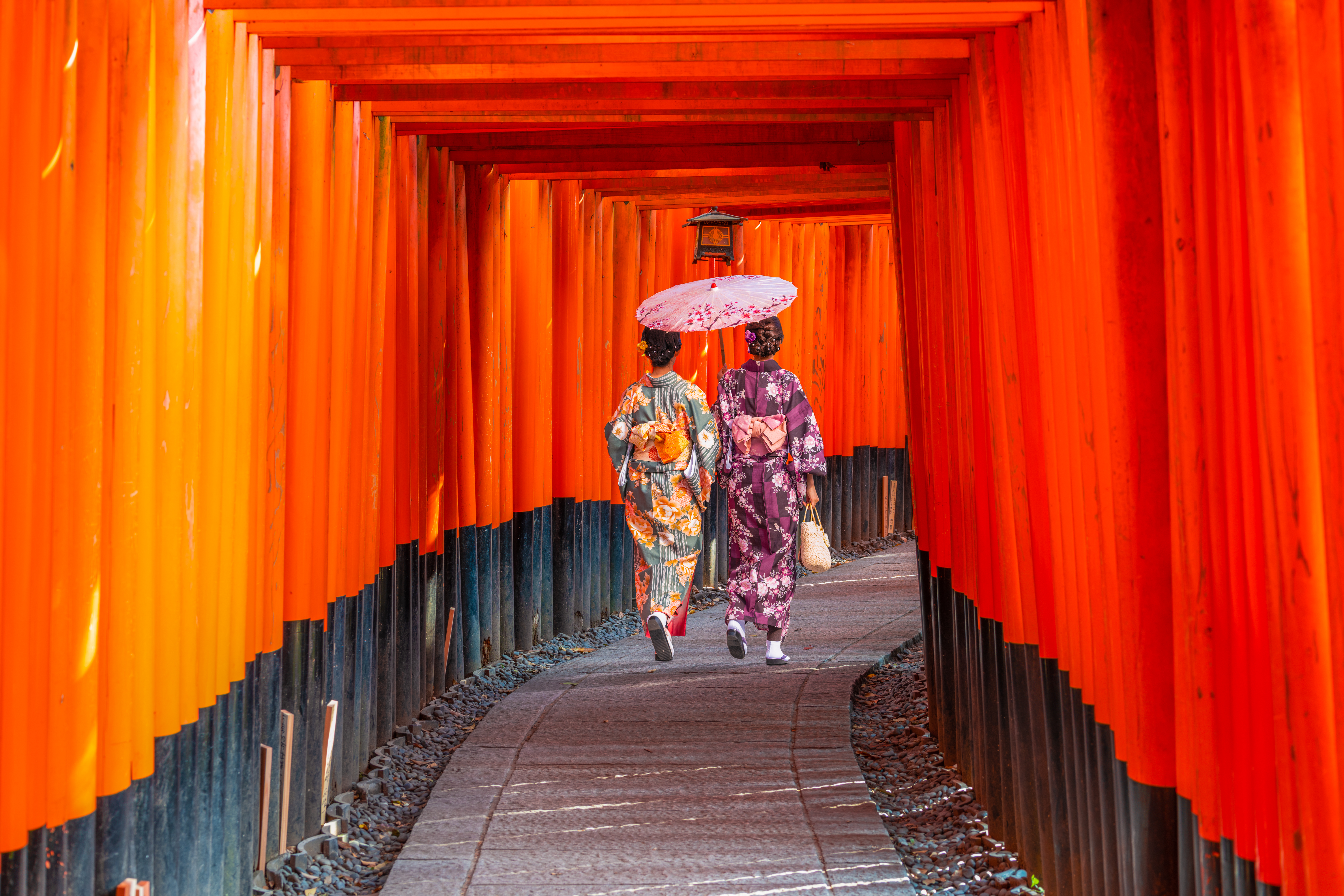 Japan: Deluxe